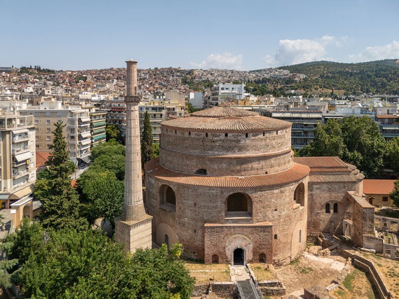 Aerial-view-of-Rotunda-of-Galerius-and-Minaret